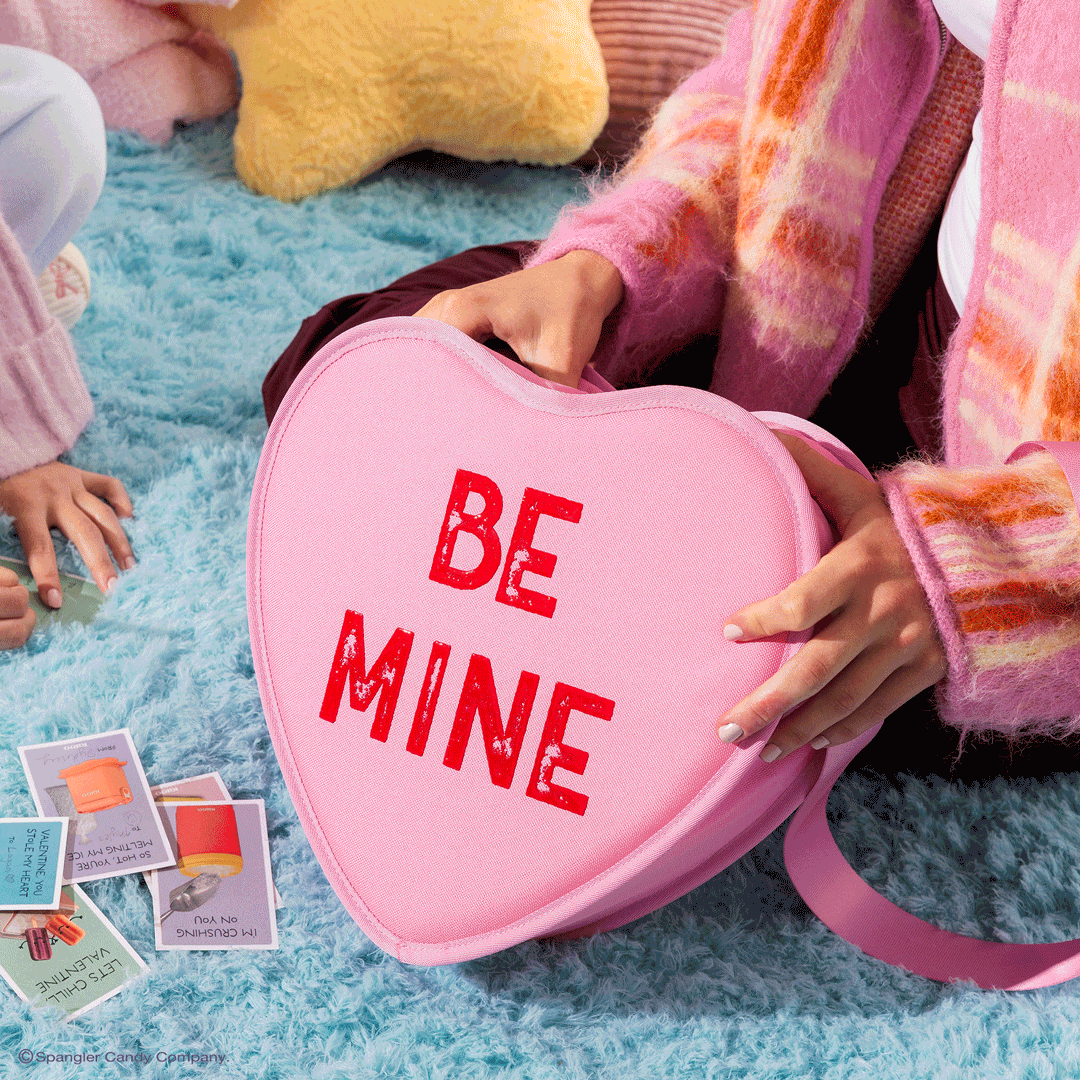 sweethearts-candies-be-mine-cooler-bag-p0 Sweethearts_NATIVE_PDP_Novelty-Tote_GIF.gif