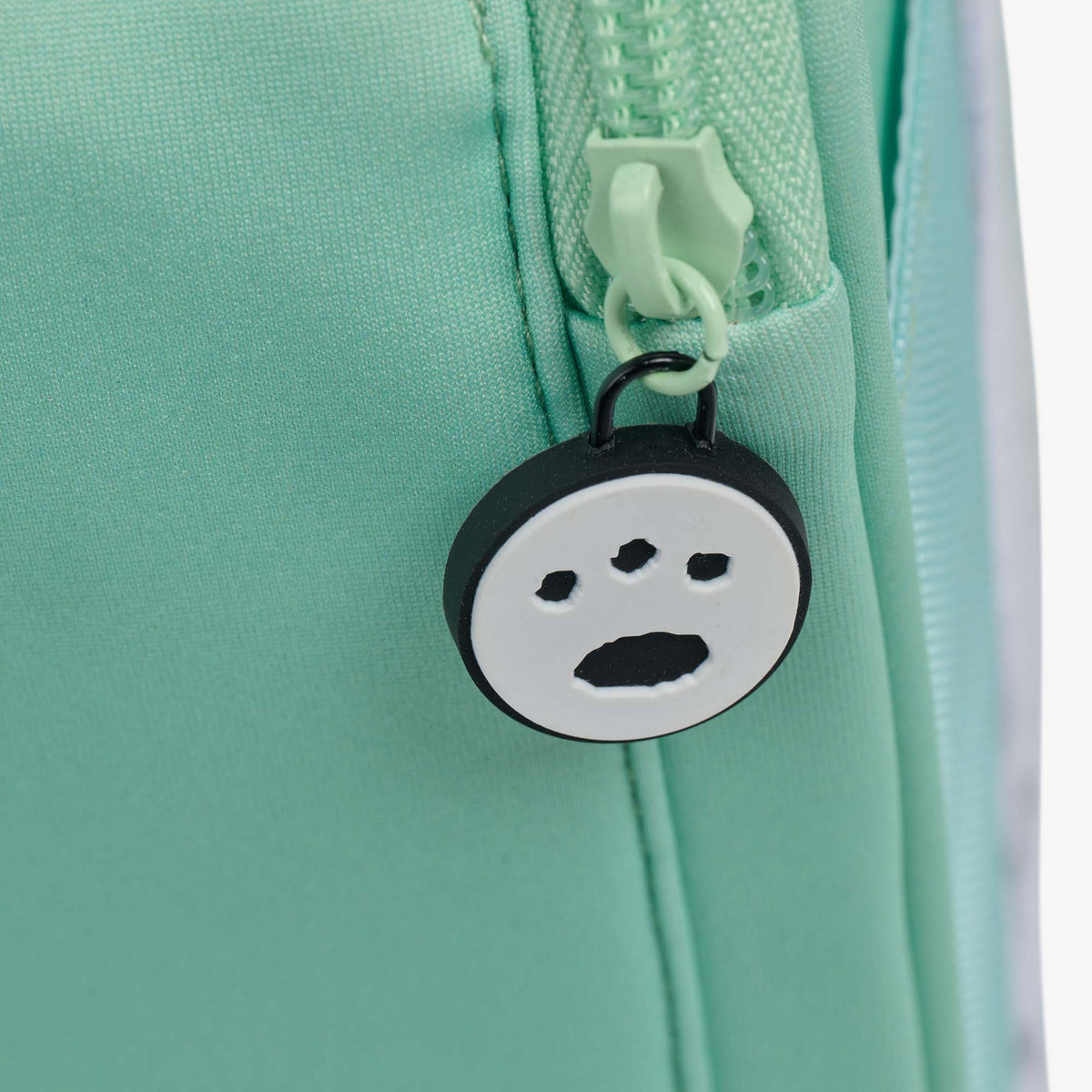 pochaccotm-slim-lunch-cooler-bag-f5 00028031-Z.jpg