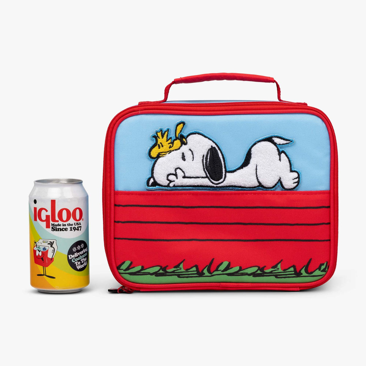 snoopy-s-doghouse-horizontal-lunch-cooler-bag-h8 00028034-P.jpg