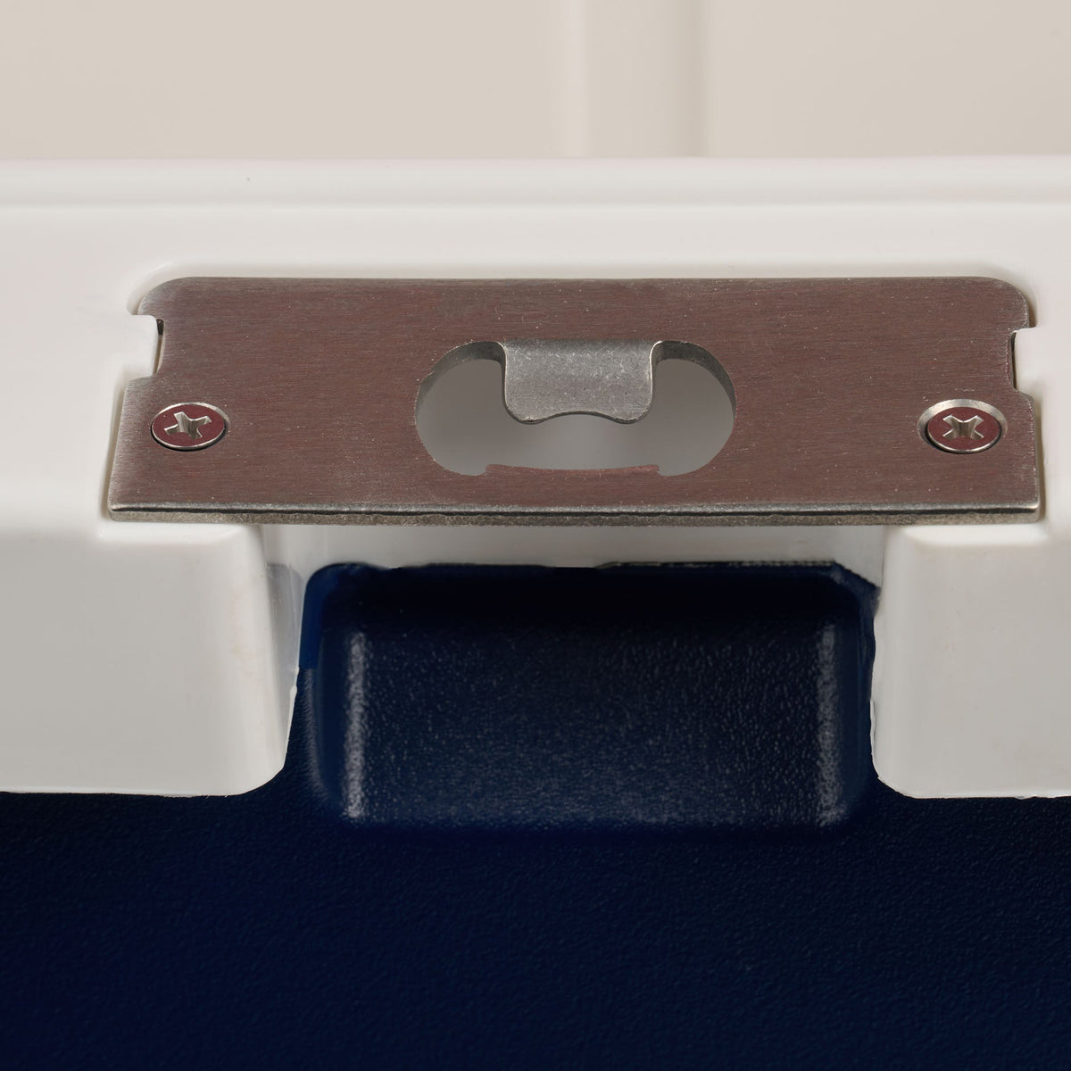 trailmate-25-qt-cooler-h2 00033130-BO.jpg