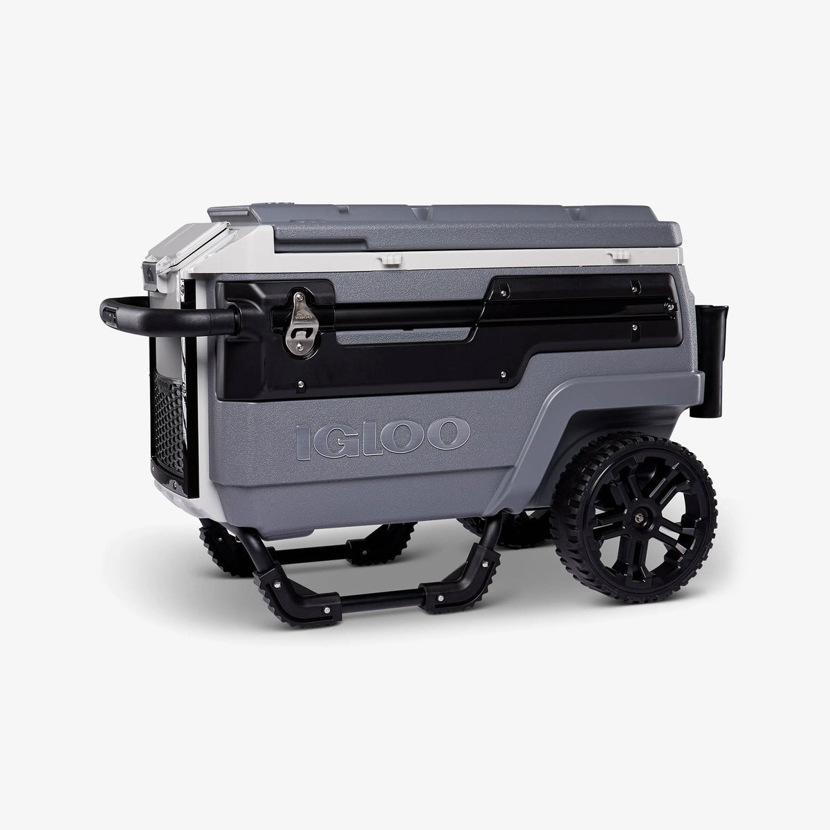 trailmate-journey-70-qt-cooler-v0 00034705_angle-front.jpg