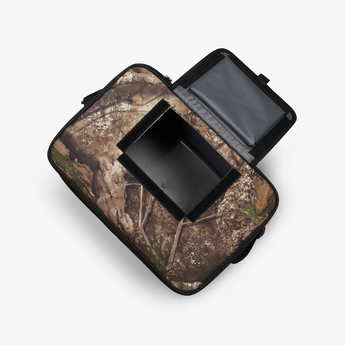 realtree-apx-hlc-28-can-bag-o4 00064354-O3-2025.jpg